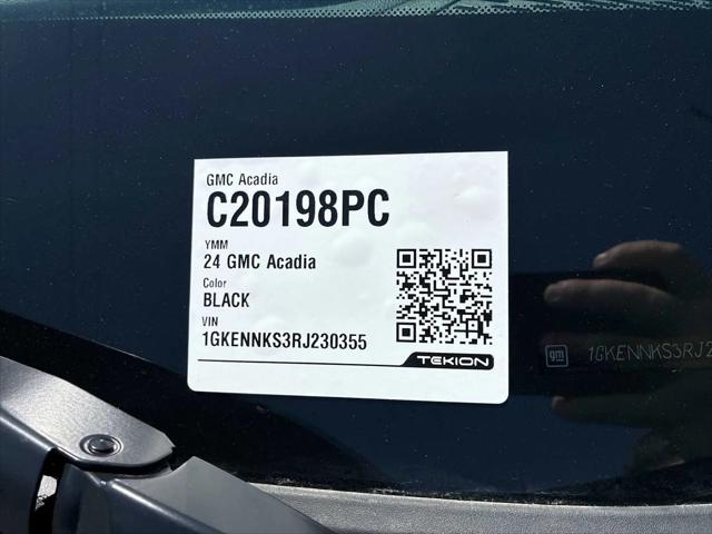 2024 GMC Acadia Elevation