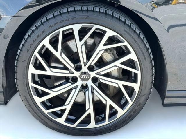 2023 Audi A8 L 55 TFSI quattro Tiptronic