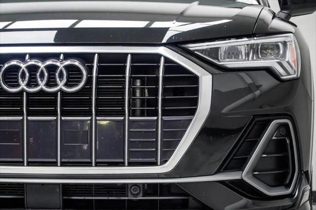 2025 Audi Q3 Premium 45 TFSI S line quattro Tiptronic
