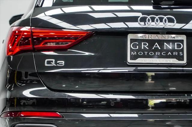 2025 Audi Q3 Premium 45 TFSI S line quattro Tiptronic
