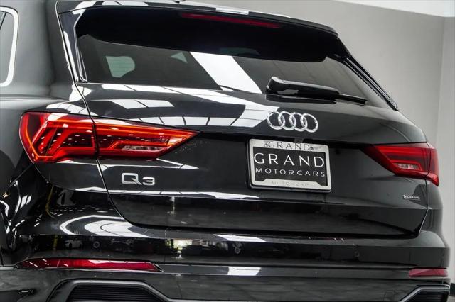 2025 Audi Q3 Premium 45 TFSI S line quattro Tiptronic