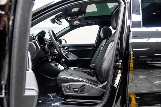 2025 Audi Q3 Premium 45 TFSI S line quattro Tiptronic