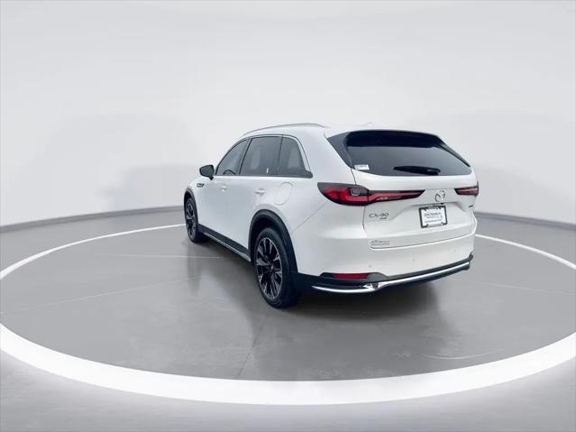 2024 Mazda X-90 Premium Plus