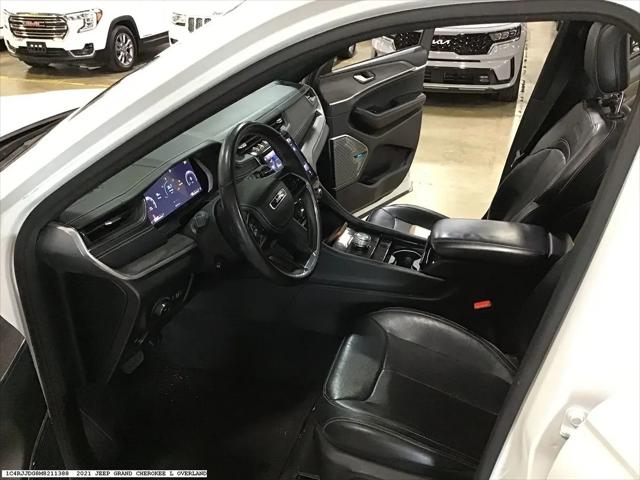 2021 Jeep Grand Cherokee Overland 4x2