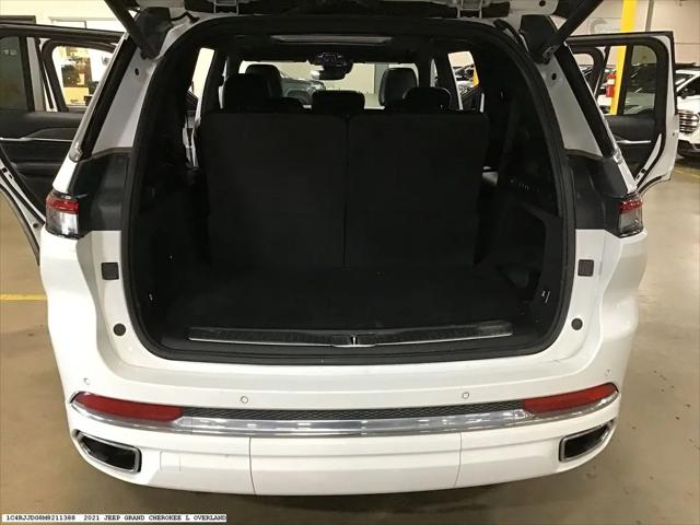 2021 Jeep Grand Cherokee Overland 4x2
