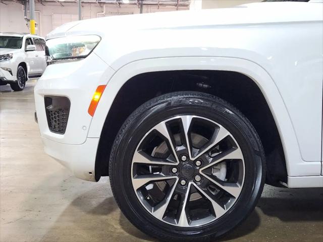 2021 Jeep Grand Cherokee Overland 4x2