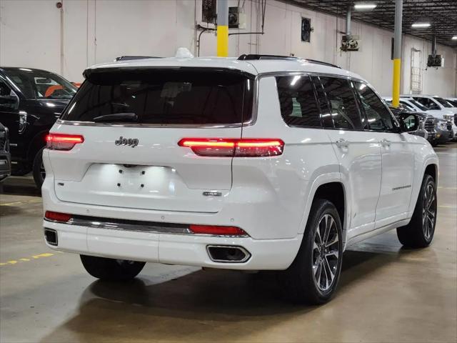 2021 Jeep Grand Cherokee Overland 4x2