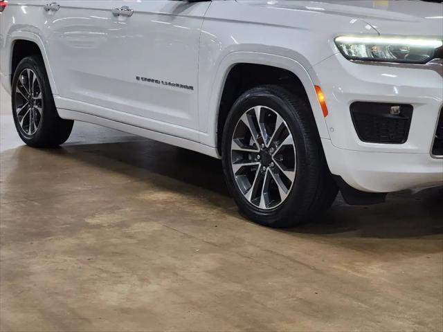2021 Jeep Grand Cherokee Overland 4x2