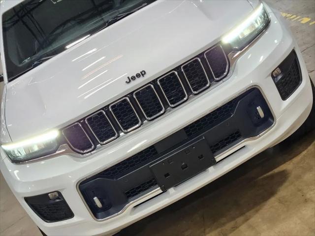 2021 Jeep Grand Cherokee Overland 4x2