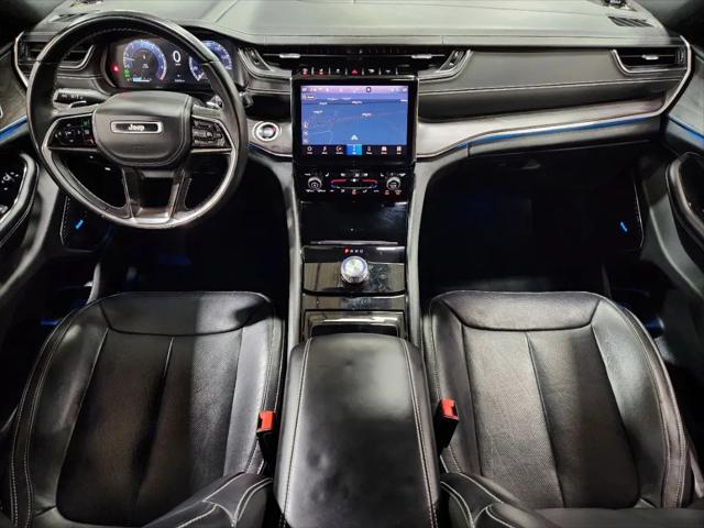 2021 Jeep Grand Cherokee Overland 4x2