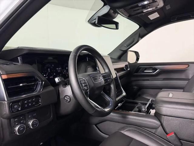 2025 GMC Yukon XL 4WD Denali