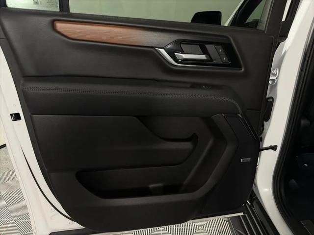 2025 GMC Yukon XL 4WD Denali