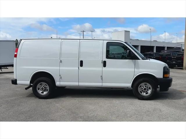 2023 GMC Savana Cargo RWD 2500 Regular Wheelbase Work Van