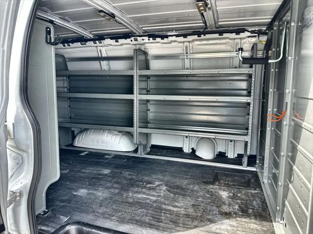 2023 GMC Savana Cargo RWD 2500 Regular Wheelbase Work Van