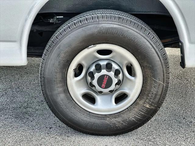 2023 GMC Savana Cargo RWD 2500 Regular Wheelbase Work Van