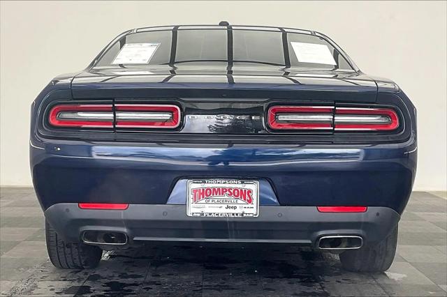 2015 Dodge Challenger SXT