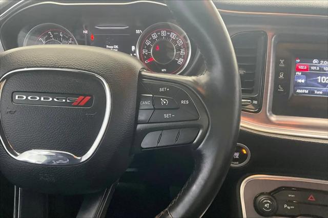 2015 Dodge Challenger SXT