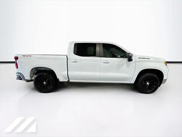 2022 Chevrolet Silverado 1500 4WD Crew Cab Standard Bed LT