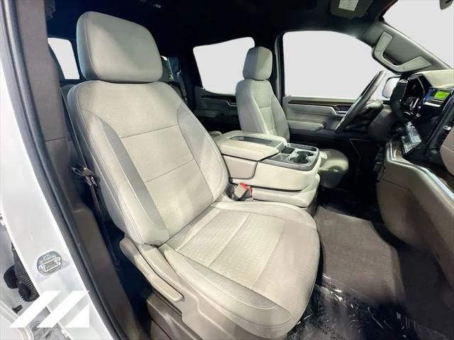 2022 Chevrolet Silverado 1500 4WD Crew Cab Standard Bed LT