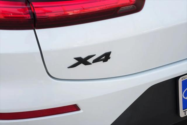 2024 BMW X4 xDrive30i