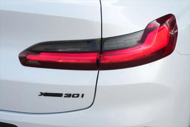 2024 BMW X4 xDrive30i