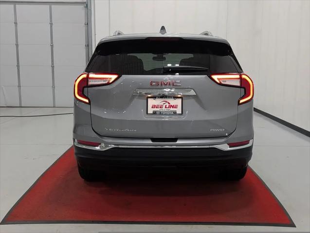 2024 GMC Terrain AWD SLT