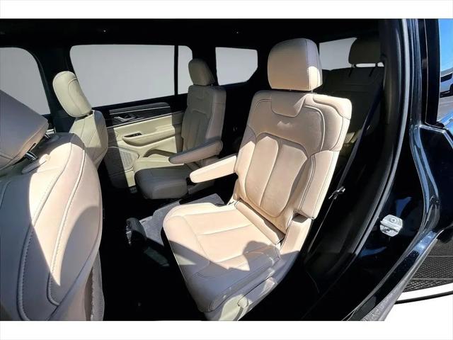 2025 Jeep Grand Cherokee L Limited 4x4