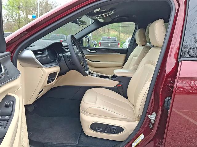2025 Jeep Grand Cherokee L Limited 4x4
