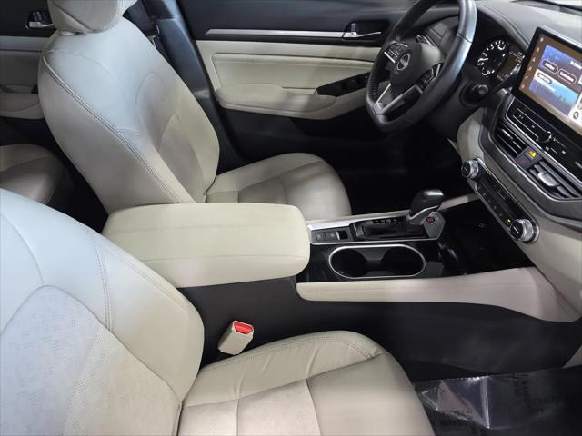 2023 Nissan Altima SL FWD
