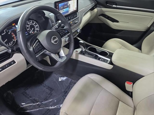 2023 Nissan Altima SL FWD