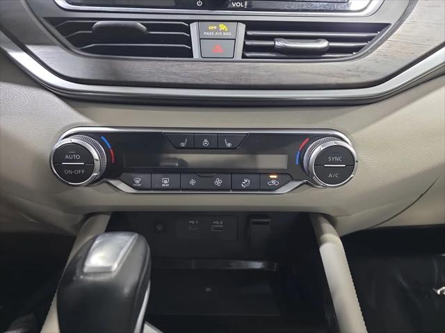 2023 Nissan Altima SL FWD
