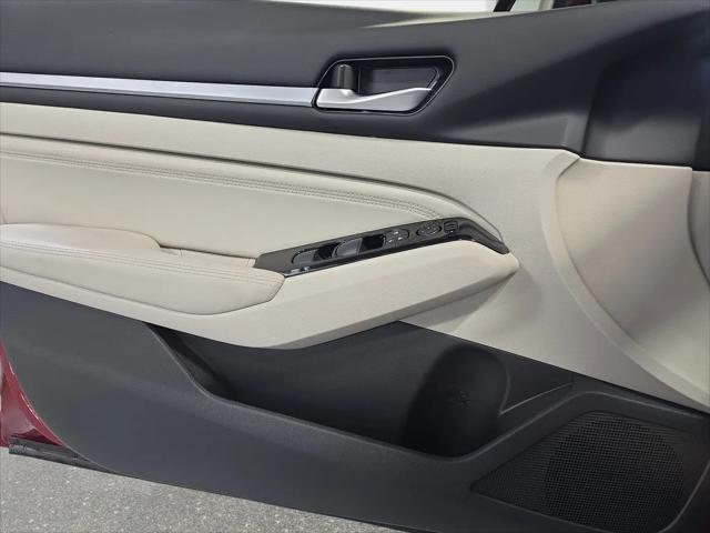 2023 Nissan Altima SL FWD
