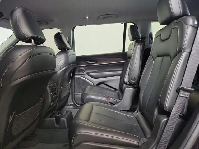 2023 Jeep Grand Cherokee L Limited 4x2