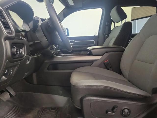2023 Ram 1500 Big Horn Crew Cab 4x4 5'7" Box