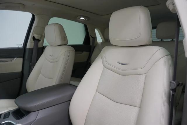 2021 Cadillac XT5 FWD Premium Luxury