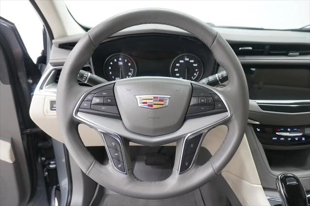 2021 Cadillac XT5 FWD Premium Luxury