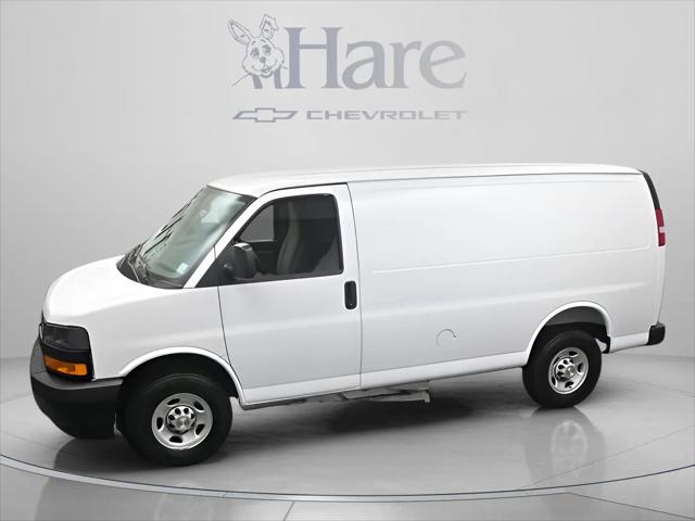 2026 Chevrolet Express Cargo Van 2500 Regular Wheelbase, WT, RWD
