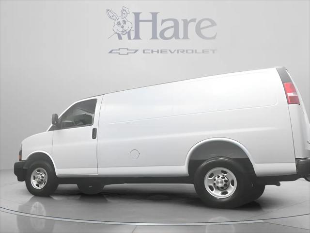 2026 Chevrolet Express Cargo Van 2500 Regular Wheelbase, WT, RWD