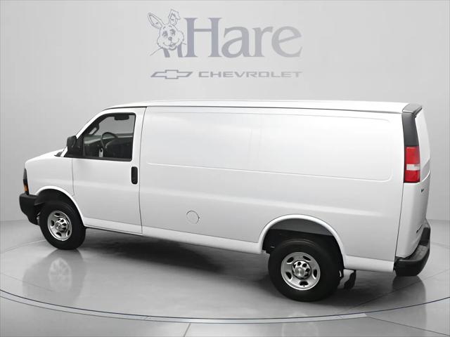 2026 Chevrolet Express Cargo Van 2500 Regular Wheelbase, WT, RWD