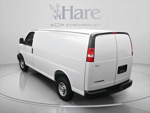 2026 Chevrolet Express Cargo Van 2500 Regular Wheelbase, WT, RWD