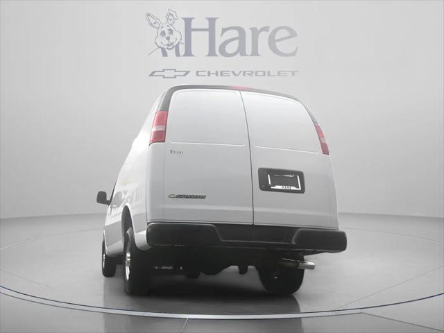 2026 Chevrolet Express Cargo Van 2500 Regular Wheelbase, WT, RWD
