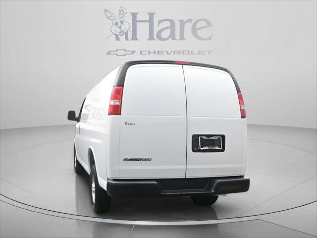 2026 Chevrolet Express Cargo Van 2500 Regular Wheelbase, WT, RWD