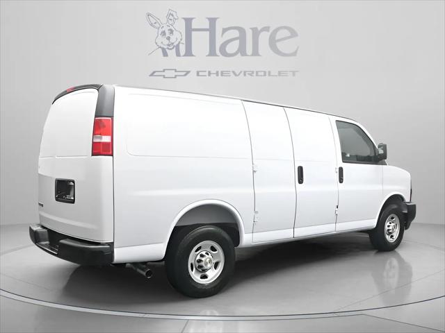 2026 Chevrolet Express Cargo Van 2500 Regular Wheelbase, WT, RWD