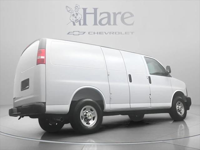 2026 Chevrolet Express Cargo Van 2500 Regular Wheelbase, WT, RWD
