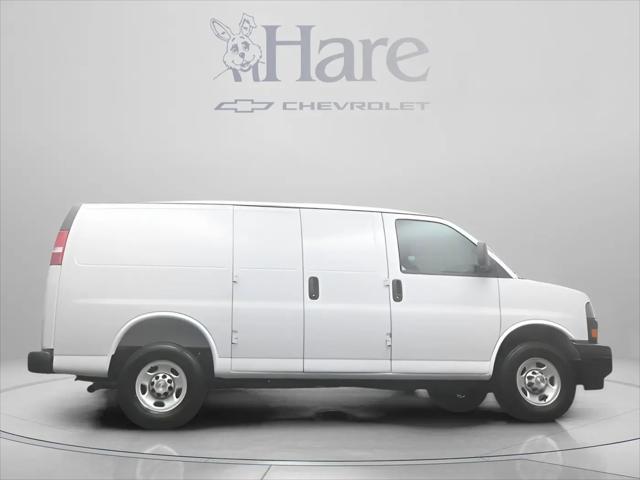 2026 Chevrolet Express Cargo Van 2500 Regular Wheelbase, WT, RWD