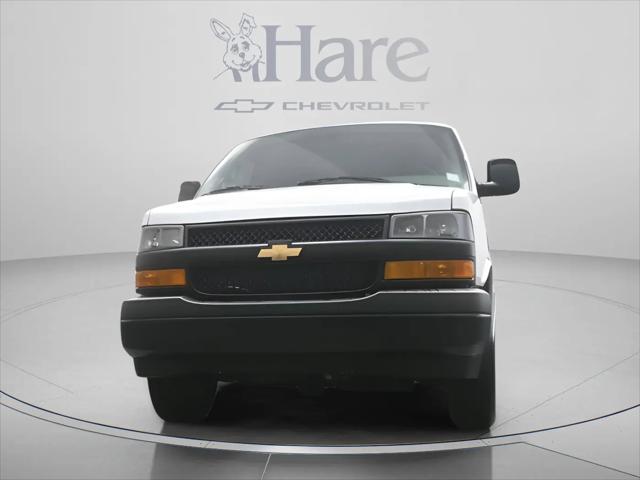 2026 Chevrolet Express Cargo Van 2500 Regular Wheelbase, WT, RWD