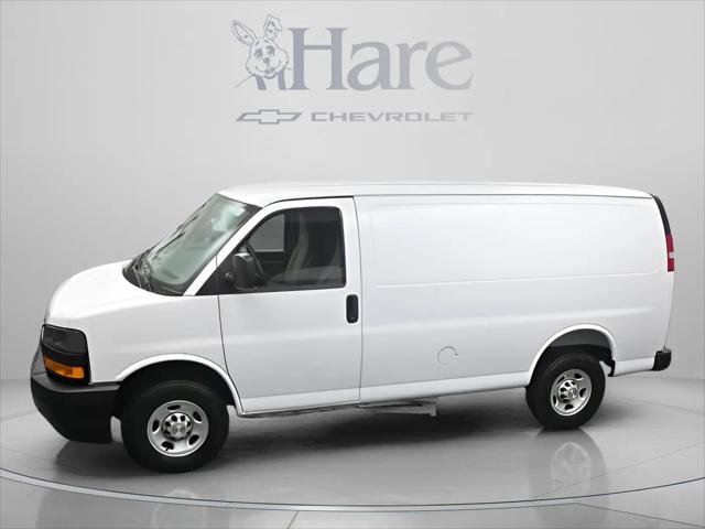 2026 Chevrolet Express Cargo Van 2500 Regular Wheelbase, WT, RWD