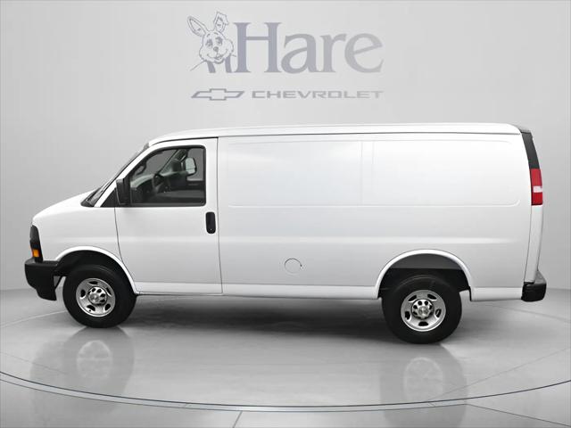 2026 Chevrolet Express Cargo Van 2500 Regular Wheelbase, WT, RWD
