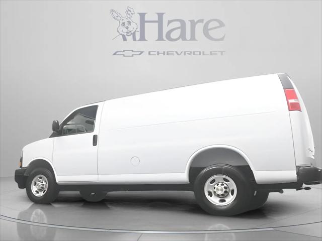 2026 Chevrolet Express Cargo Van 2500 Regular Wheelbase, WT, RWD