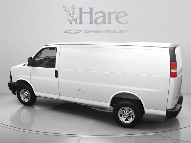2026 Chevrolet Express Cargo Van 2500 Regular Wheelbase, WT, RWD